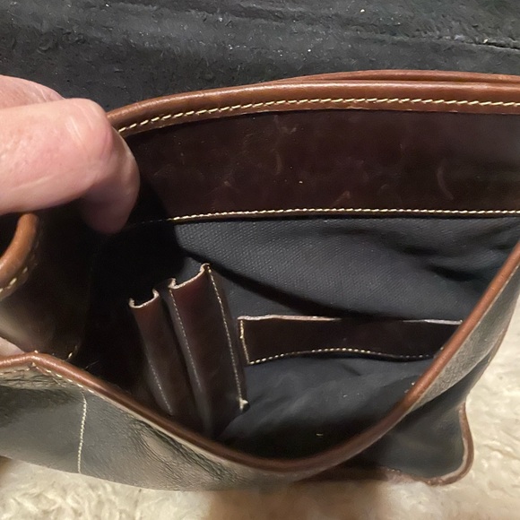 Roots XL leather briefcase - Picture 4 of 16